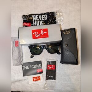 Ray-Ban Sunglasses RB2140 Original Wayfarer Clasic Black Frame Green Lens 50 22